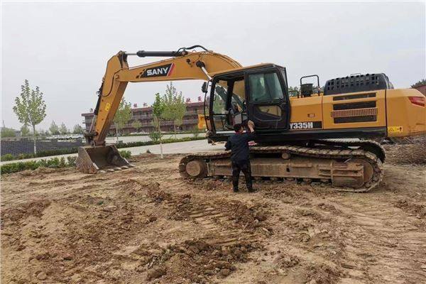 潢川县挖掘机学校